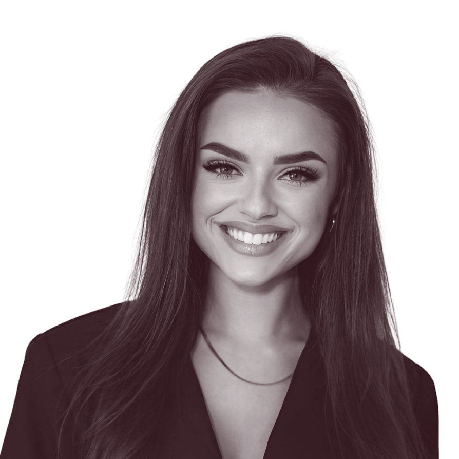 Tori Headshot Coinbound