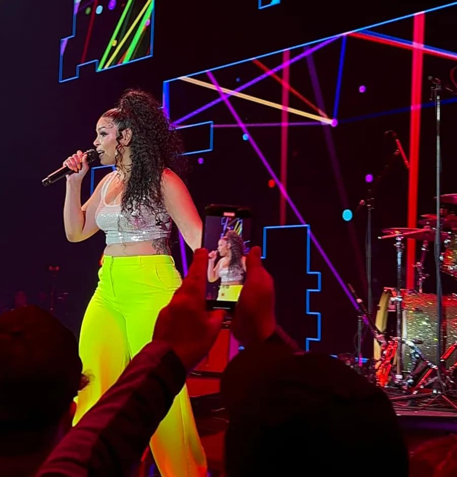 Gala Jordin Sparks Performing